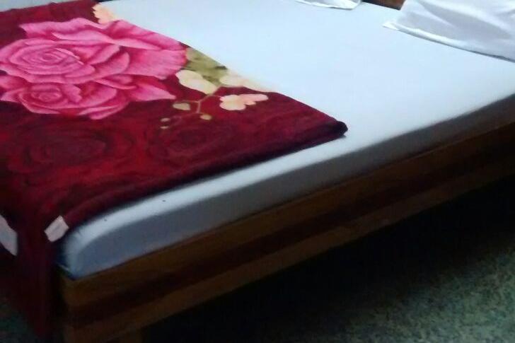 New Apsara Lodge Ongole エクステリア 写真